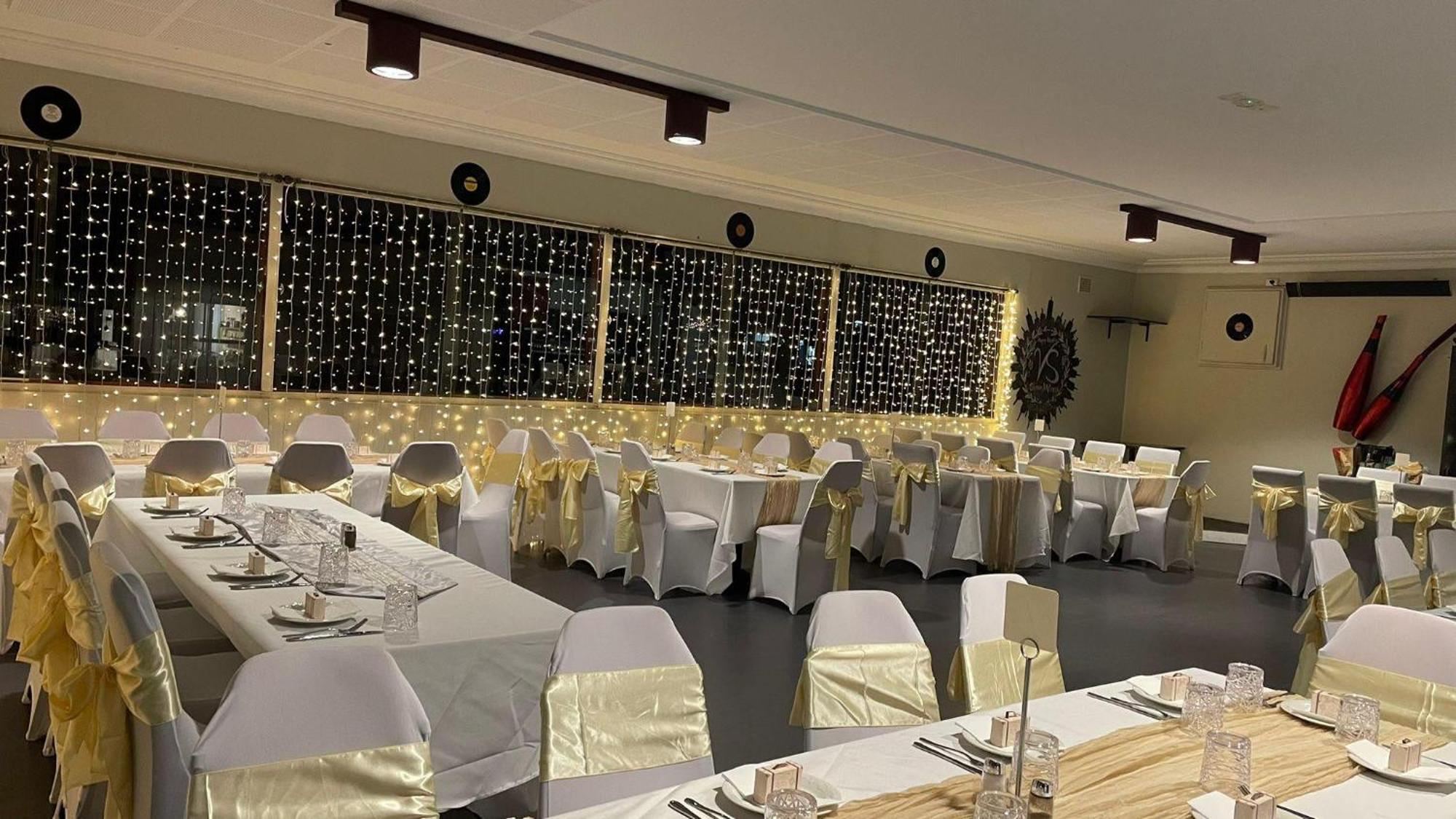 Club Hotel Glen Innes Bagian luar foto