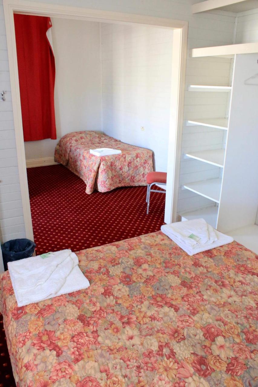 Club Hotel Glen Innes Bagian luar foto