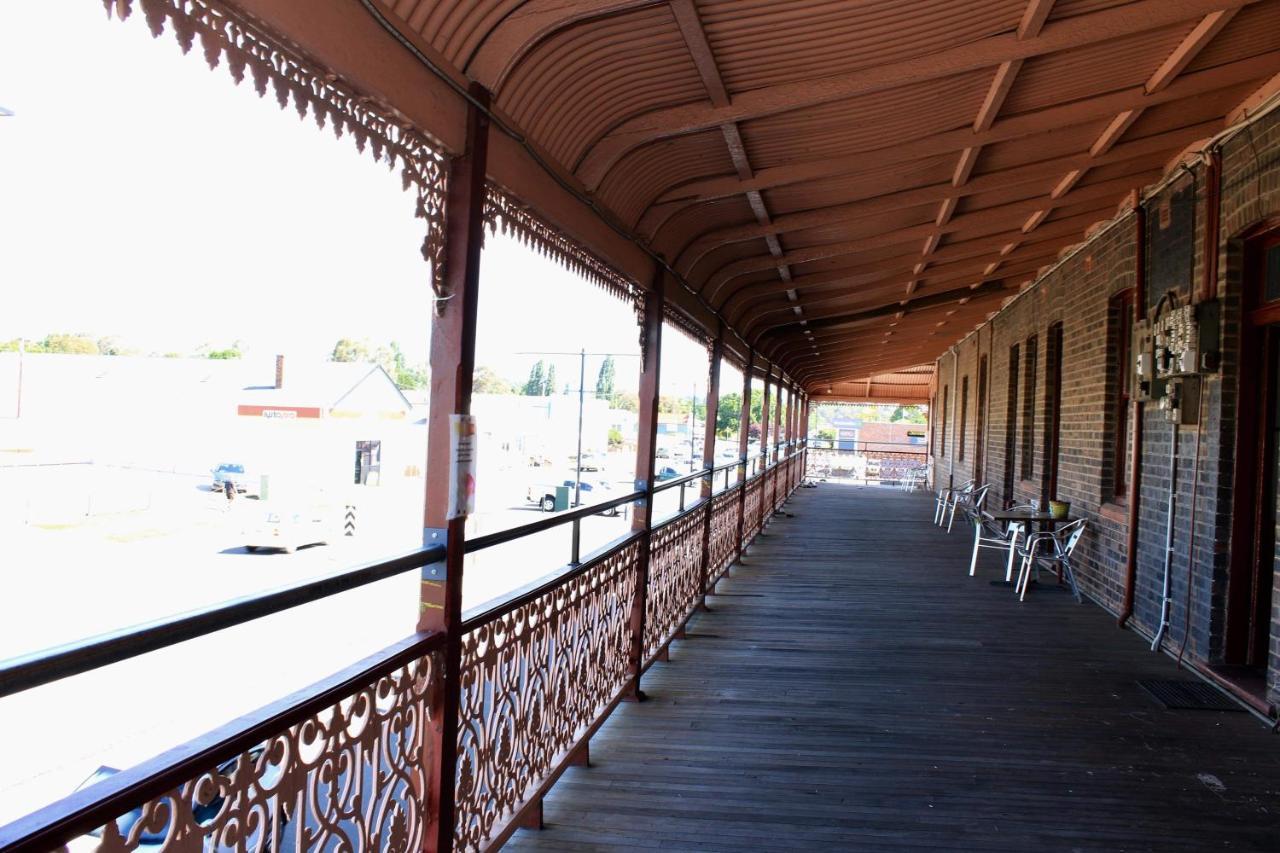 Club Hotel Glen Innes Bagian luar foto